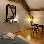 Avec Piscine, Vallee De La Loire 度假居 *