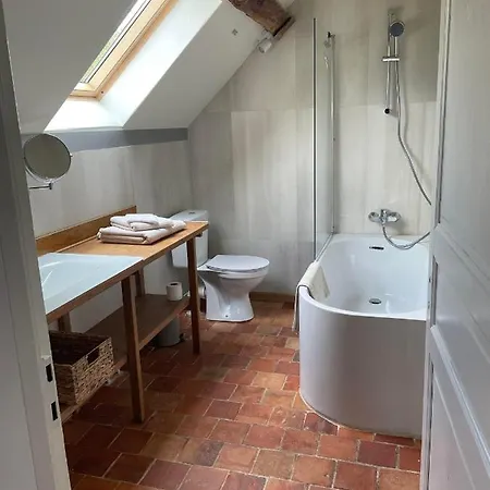 Avec Piscine, Vallee De La Loire