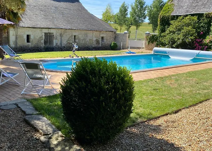 Avec Piscine, Vallee De La Loire *