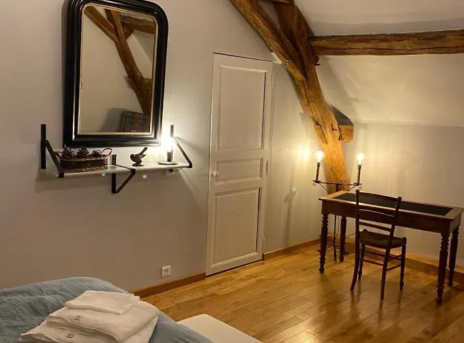 Avec Piscine, Vallee De La Loire بيت للعطل *